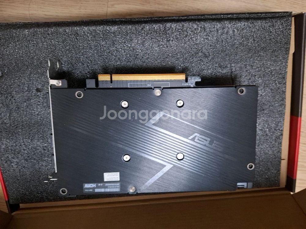asus dual RX7600--2