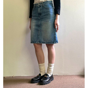 (새상품)쉬이즈큐트 Kitty denim skirt