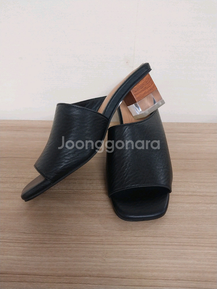여성 포멜카멜레 블랙 스퀘어 샌들 슬리퍼(230)--2