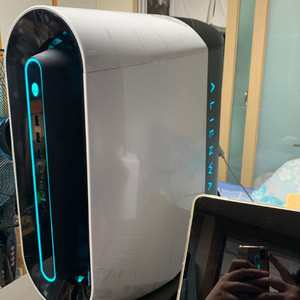 DELL 에일리언웨어 오로라 R12 데스크탑 PC