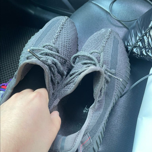 이지 yeezy 트리플 블랙 V2 275