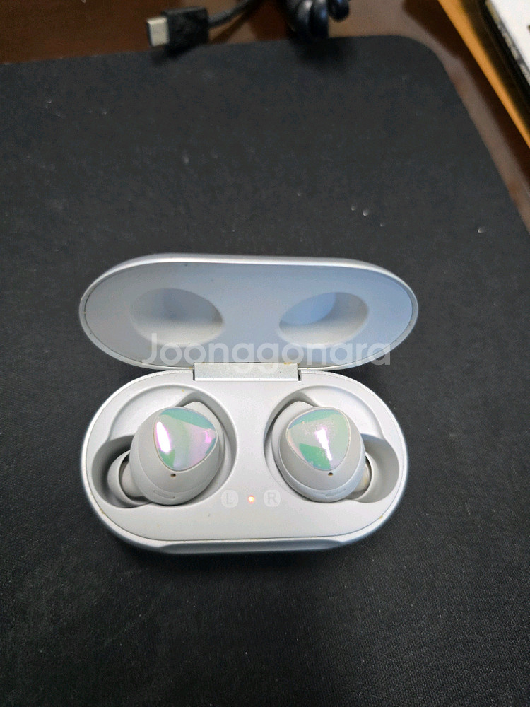 정품 갤럭시버즈 sm-r170 블루투스 이어폰--1