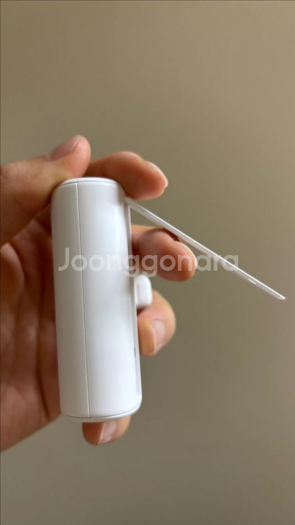 팬택 C타입 5000mAh 보조배터리 (새상품)--2