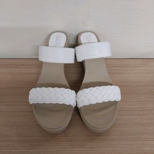 여성 누오보 웨지 슬리퍼 (250)