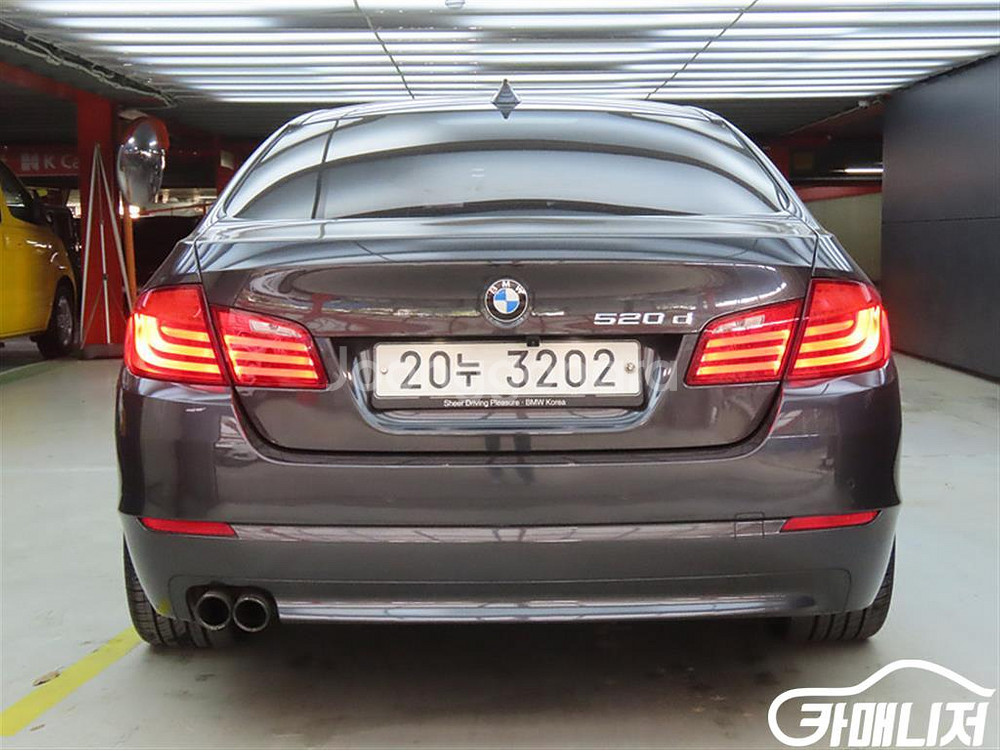 [BMW]5시리즈 (F10) 520d #앱특가--2