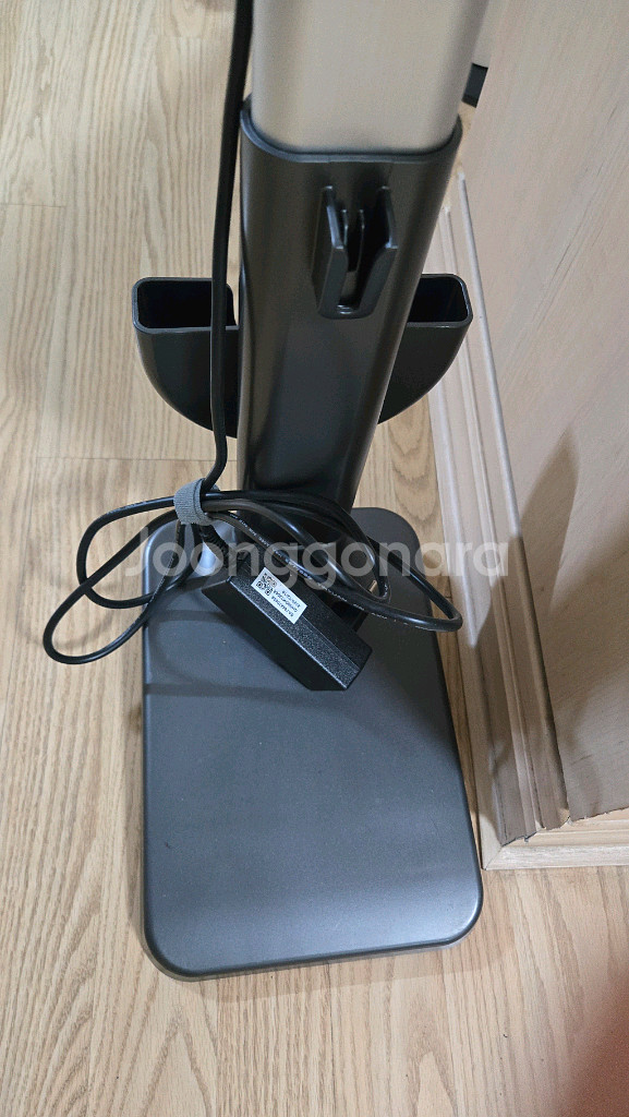 코드제로 충전거치대 팝니다--1