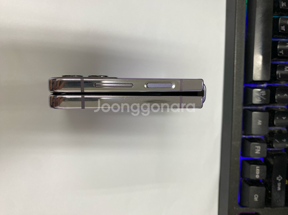 갤럭시Z플립4 퍼플 AA급 256G 무잔상 23년형--8