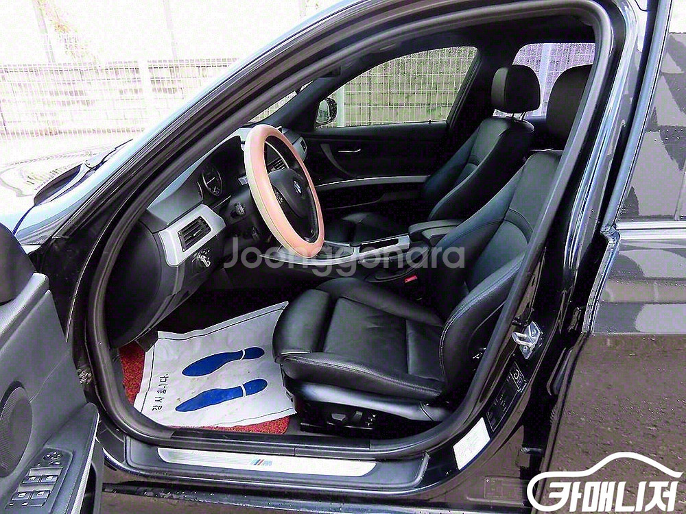 [BMW]3시리즈 (E90) 320d 세단 M 스포츠--4
