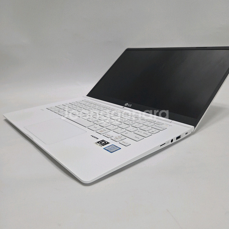 엘지노트북 i5 올데이 그램 gram 화이트/940g--4