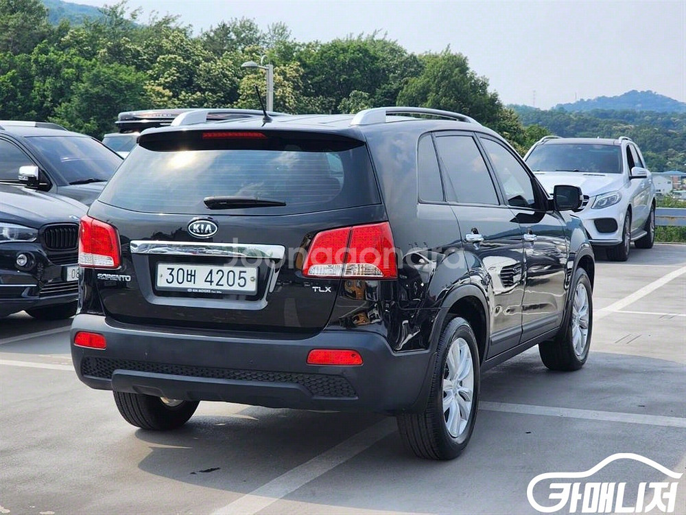 [기아]쏘렌토 R 디젤 2WD 2.0 TLX 최고급형--3