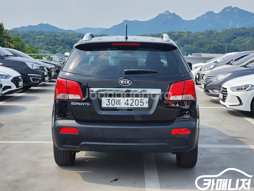 [기아]쏘렌토 R 디젤 2WD 2.0 TLX 최고급형--4