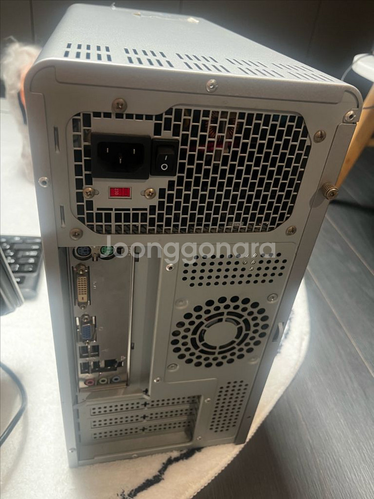 주연테크 데스크탑 모니터 스피커 판매합니다--2