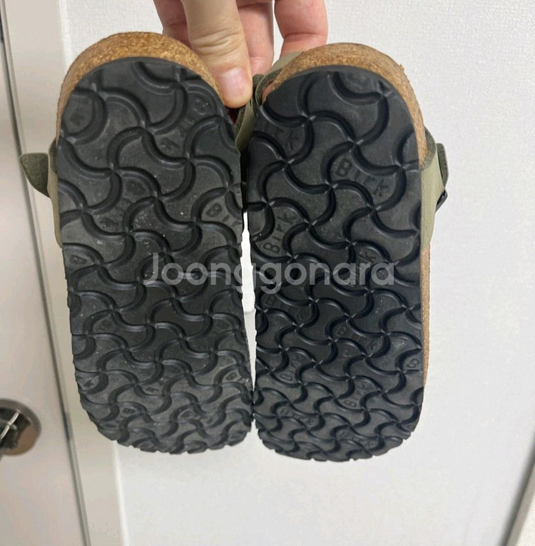 버켄스탁 카이라 샌들230mm--2