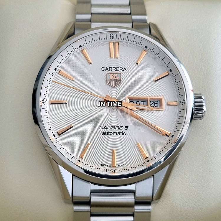태그호이어 까레라 데이데이트 41mm 로즈골드--0