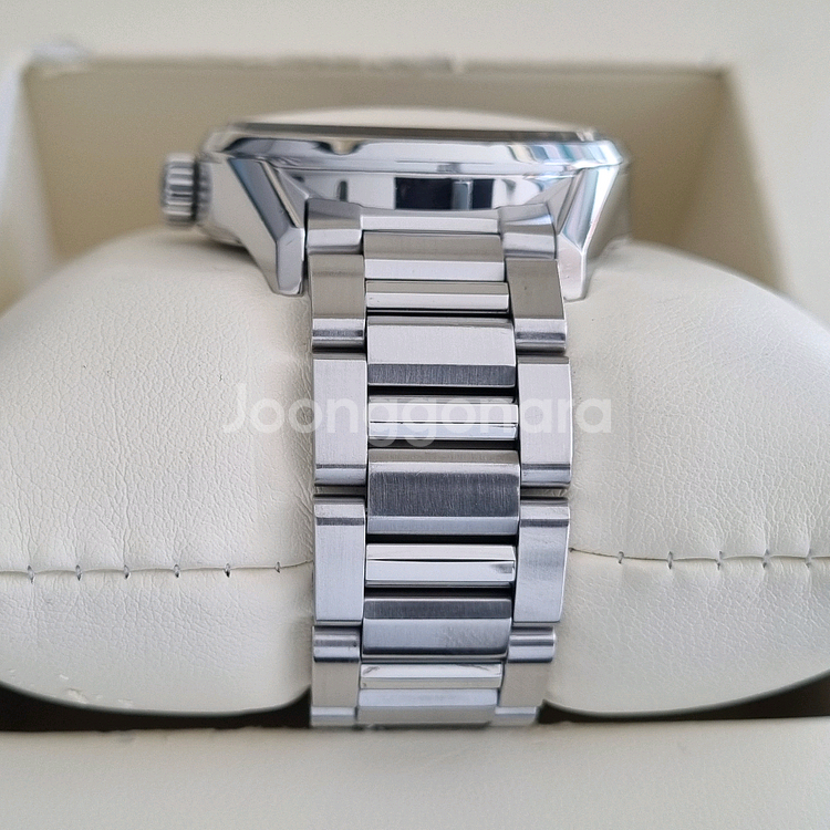 태그호이어 까레라 데이데이트 41mm 로즈골드--3