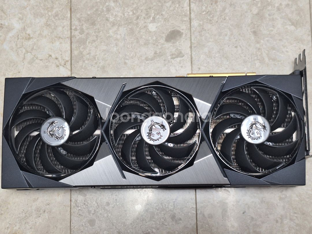 MSI RTX3090Ti 슈프림 X 판매합니다.--3