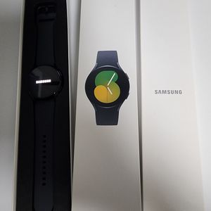 [삼성] 갤럭시 워치5 40mm + UAG 스트랩