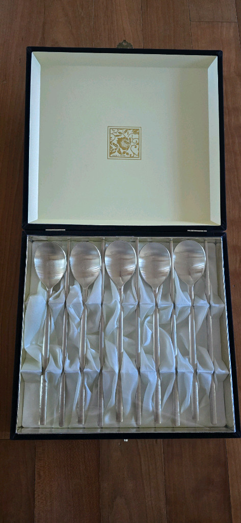 유기 수저 셋트 이미지