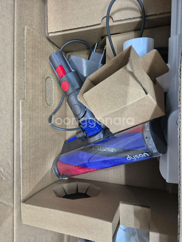 다이슨 무선 청소기--1