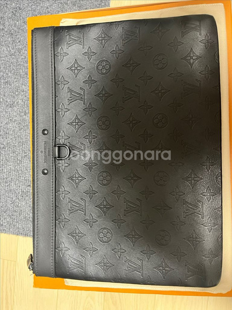 루이비통 클러치백 M62903--1