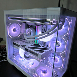 라이젠7 9800X3D RTX5080 본체 팝니다