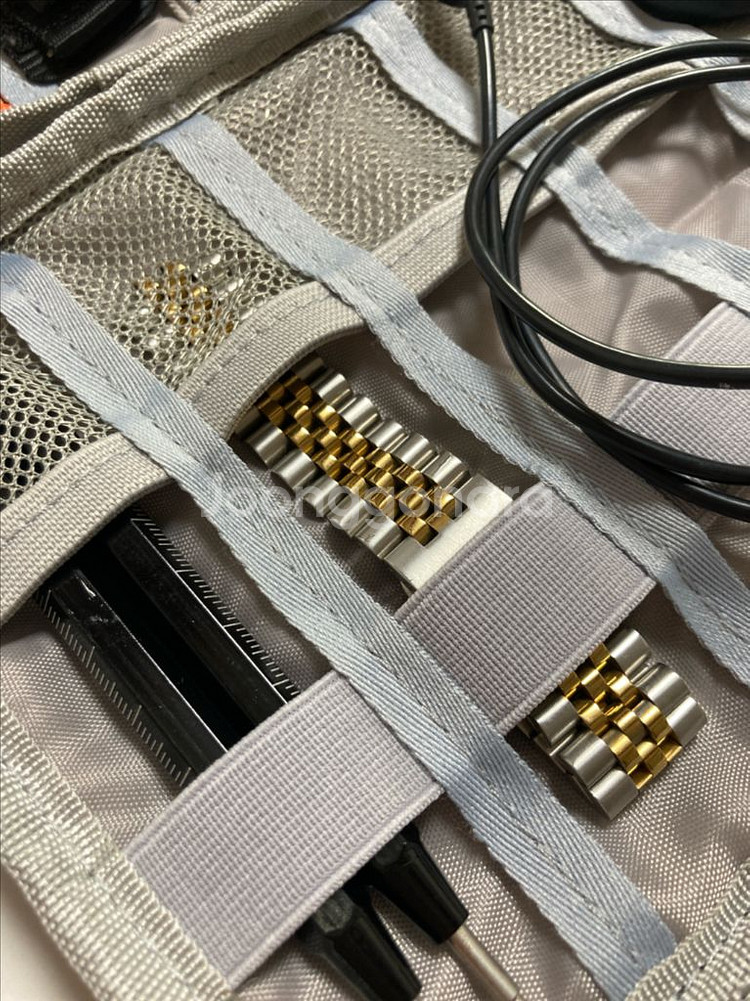 갤럭시 워치4 40mm 실버 배터리 한달전 교체 제품--6