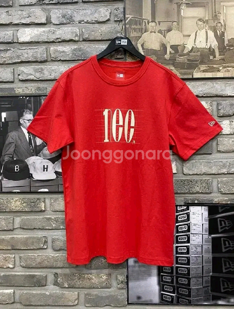 뉴에라 100주년 기념 반팔 티셔츠 레드 M사이즈--0
