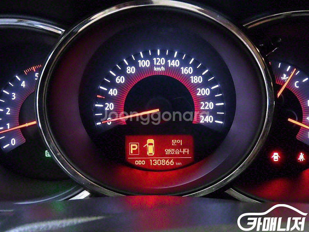 [기아]쏘렌토 R 디젤 2WD 2.0 TLX 최고급형--8