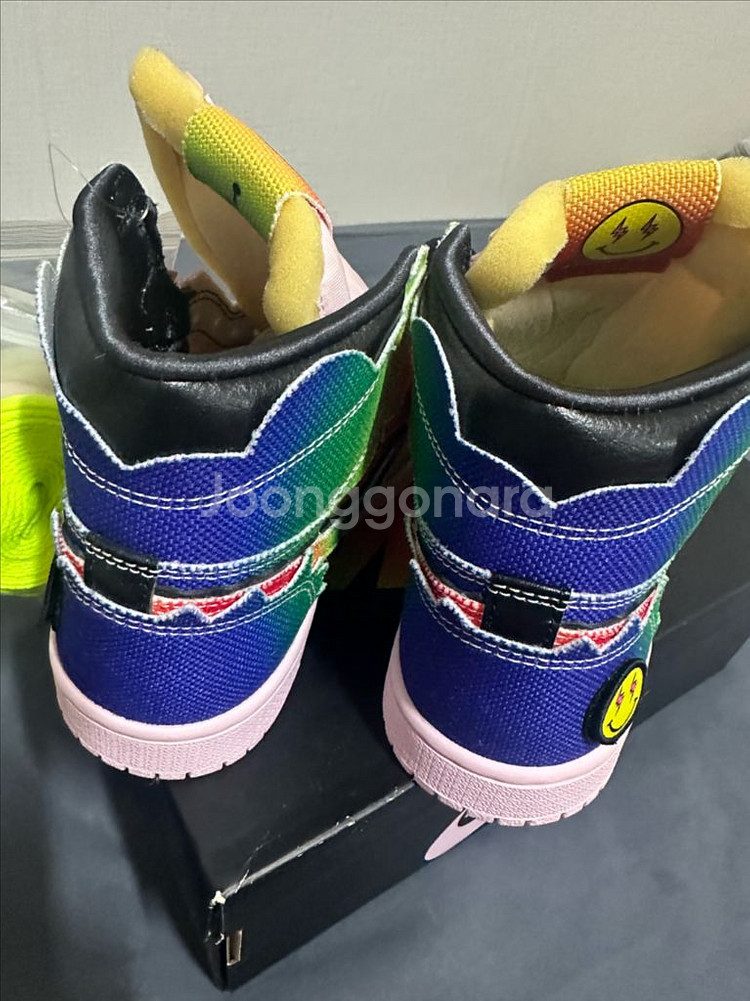 J Balvin x Air Jordan 1 Retro--0