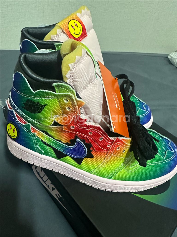 J Balvin x Air Jordan 1 Retro--1