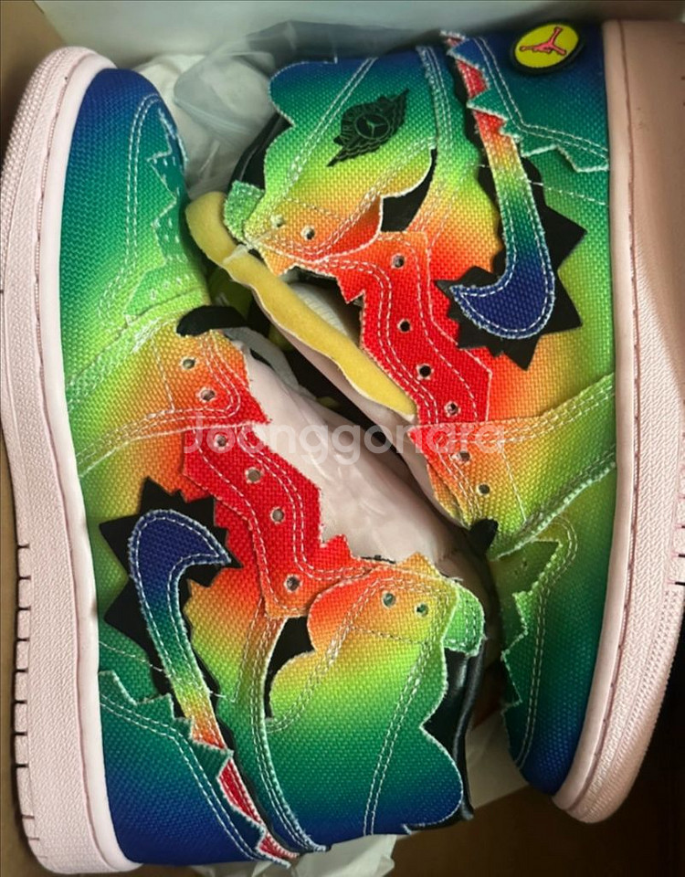 J Balvin x Air Jordan 1 Retro--4