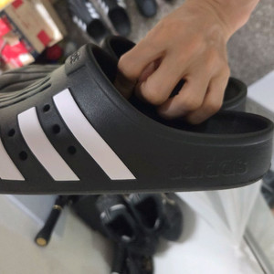 아디다스 클로그 275