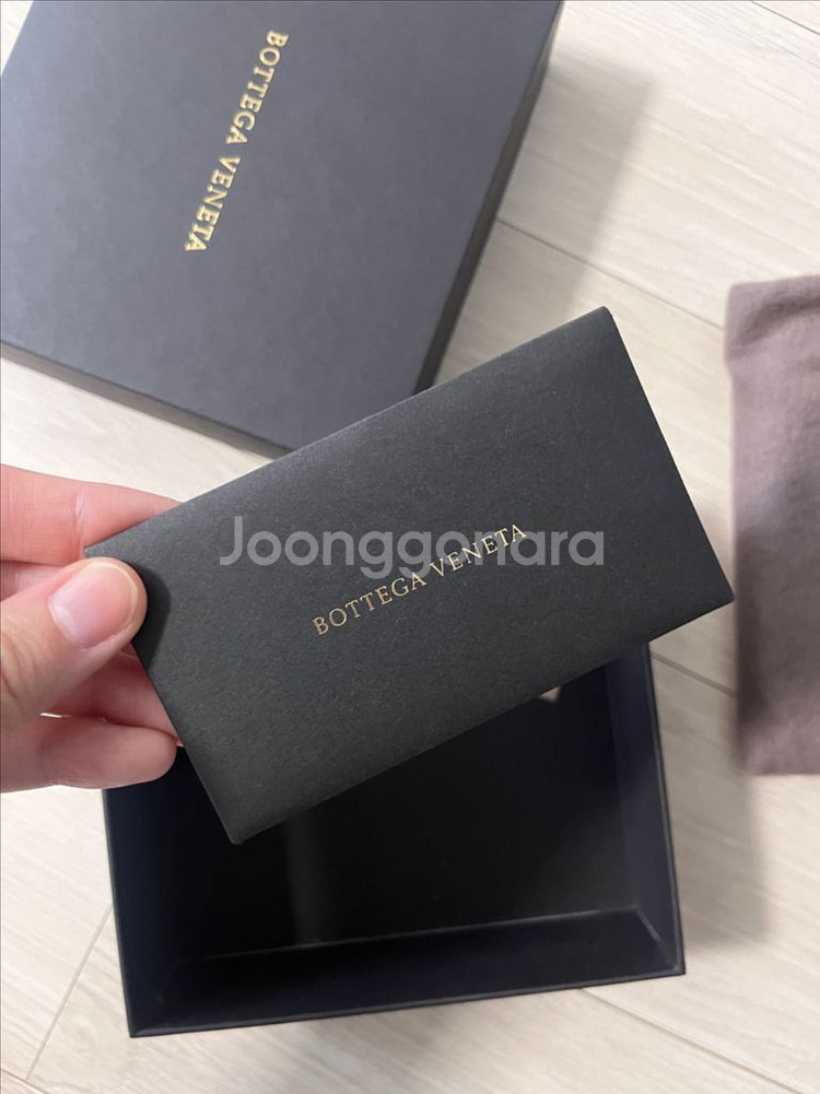 (크림구매/새상품)보테가 베네타 반지갑 블랙--2
