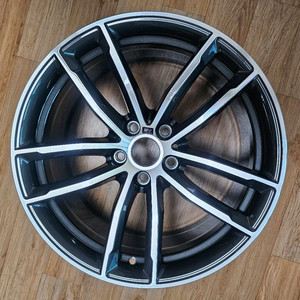 bmw 5시리즈 g30 662m 휠입니더