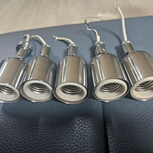 크롬도금 전구소켓