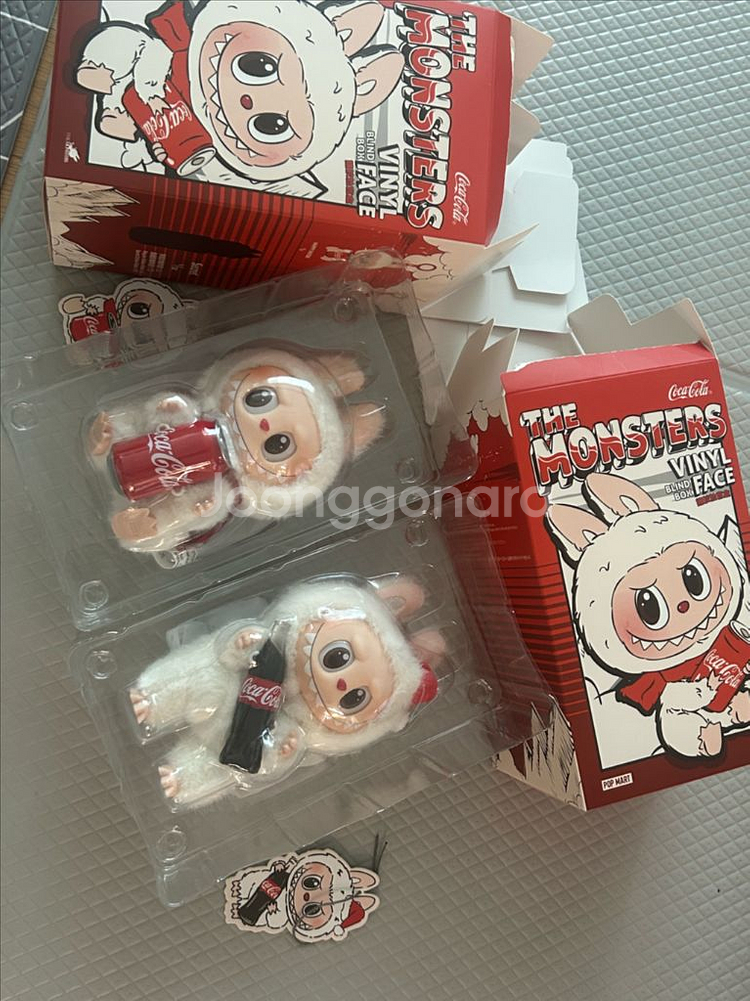 가격 더 안 내려요 팝마트 라부부 코카콜라 정품입니다--0