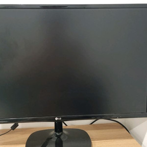 엘지 27인치 모니터 신품급 판매합니다