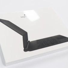 아이패드M4 전용 11인치 매직키보드 구매합니다