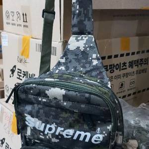 카모 밀리터리 슬링백