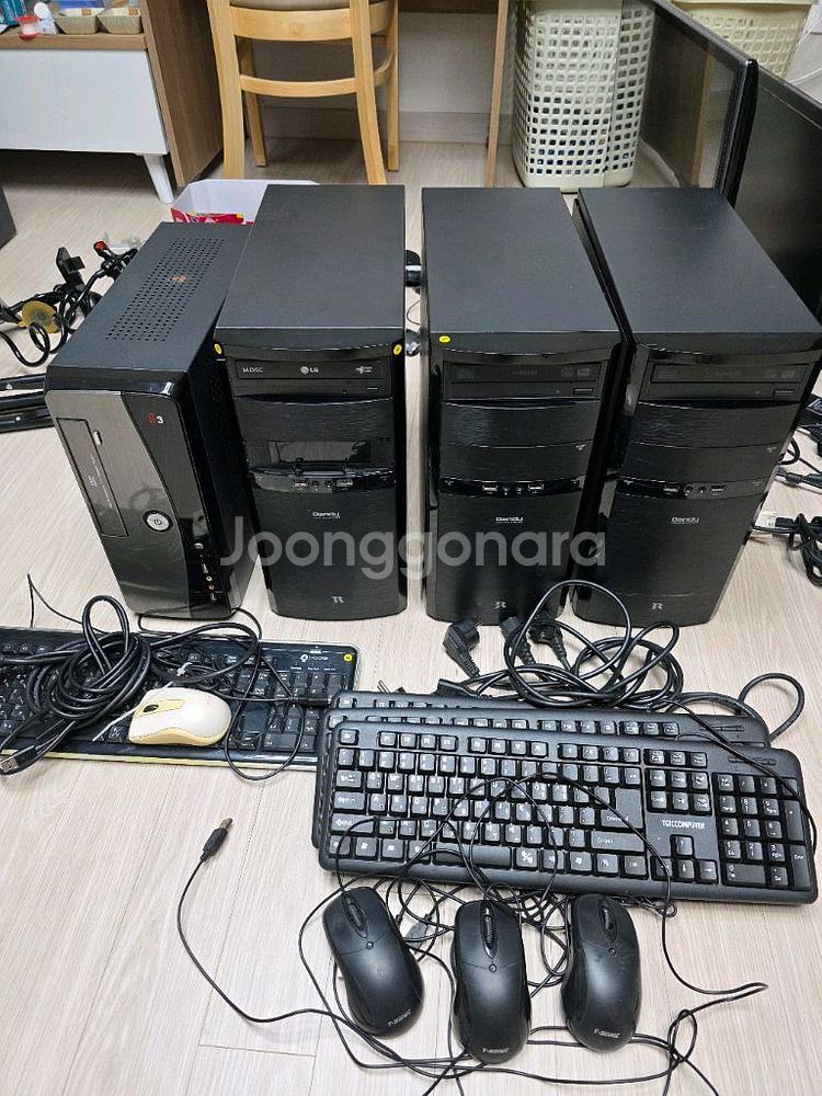 인텔 펜티엄 컴퓨터 본체/원10,24년 문서/368GB--0
