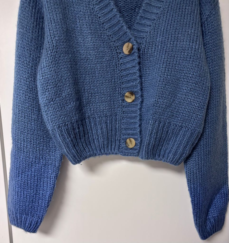 세컨에디션 파우터크롭 크롭 니트 가디건 블루--5
