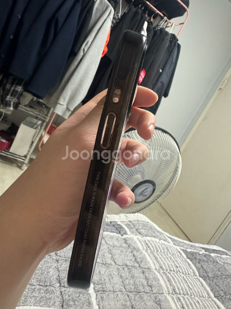 아이폰 15프로 케이스티파이 케이스팝니다--0