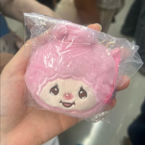 몬치치 페이스 키링 가챠 핑크버전