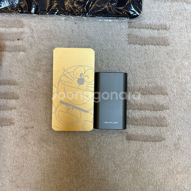 보조배터리 4000mAh(금색), 5000mAh(회색)--0