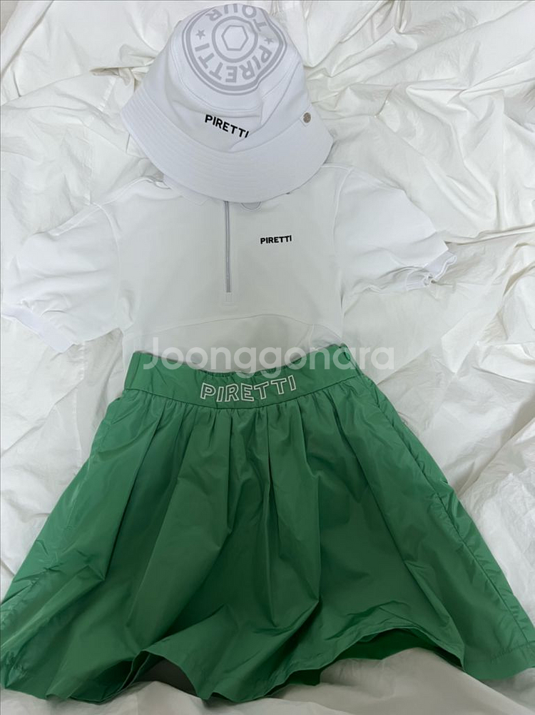 피레티 스커트, 티셔츠--1