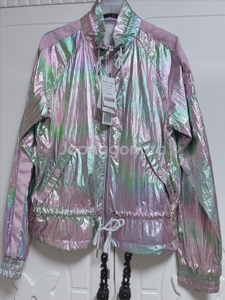 마스터바니 스커트, 바람막이--3