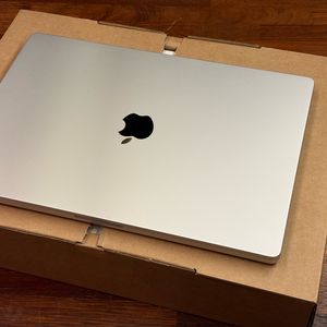 맥북 프로 m4 max 40코어 gpu 1tb 풀옵션