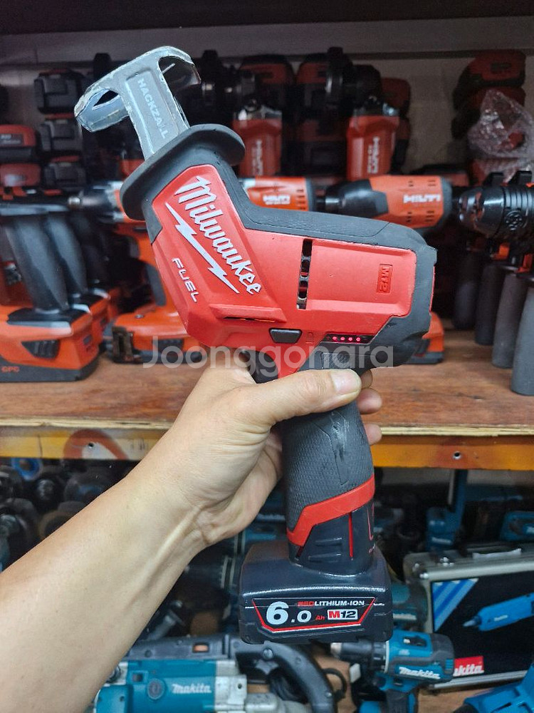 [정품]밀워키충전컷쏘 M12CHZ FUEL 6.0배터리--0