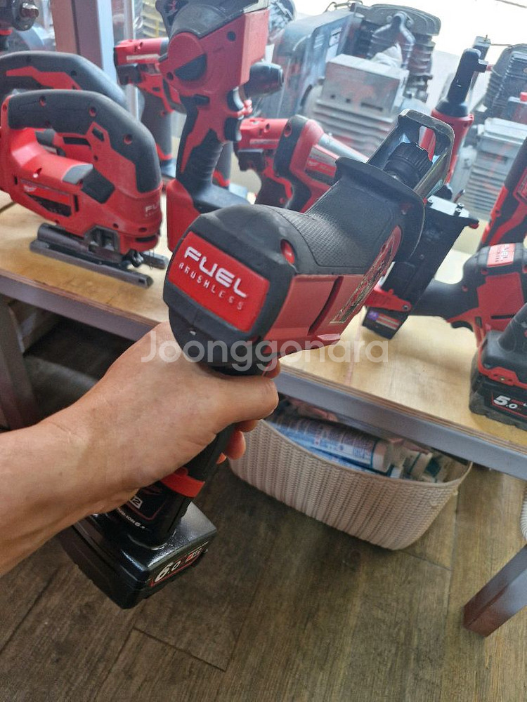 [정품]밀워키충전컷쏘 M12CHZ FUEL 6.0배터리--8