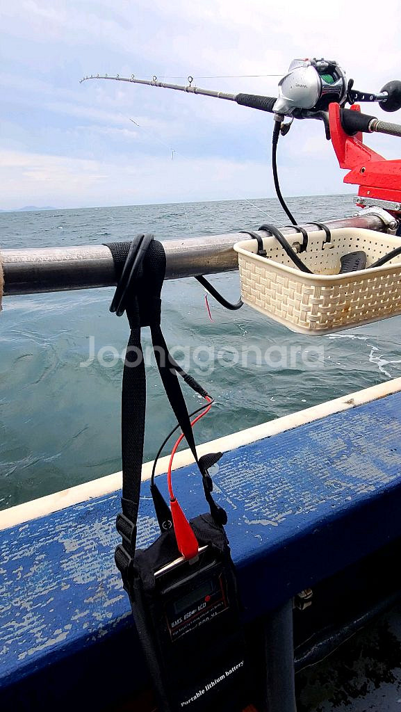 전동릴 밧데리 판매합니다--4